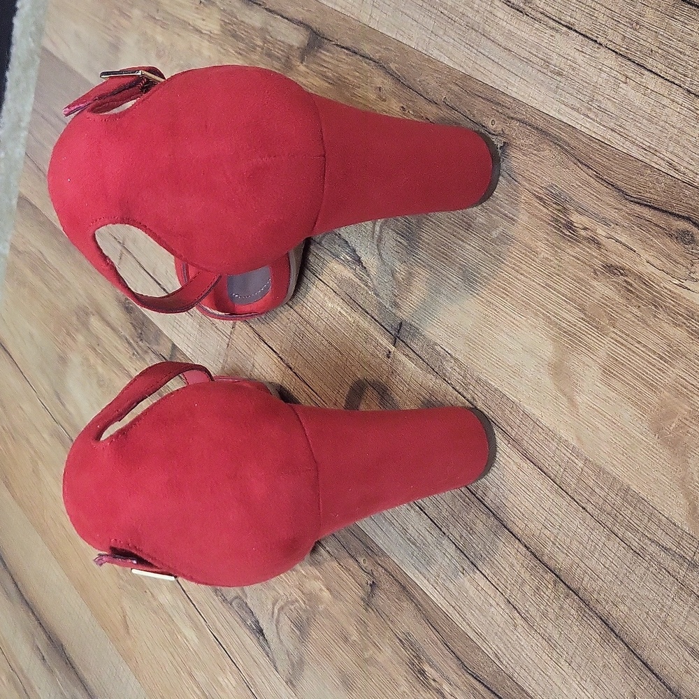 WORTHINGTON Red Wor Beckwith Faux Suede Open Toe 3 1/2" Ankle Strap Sandal - 8M - Picture 5 of 10